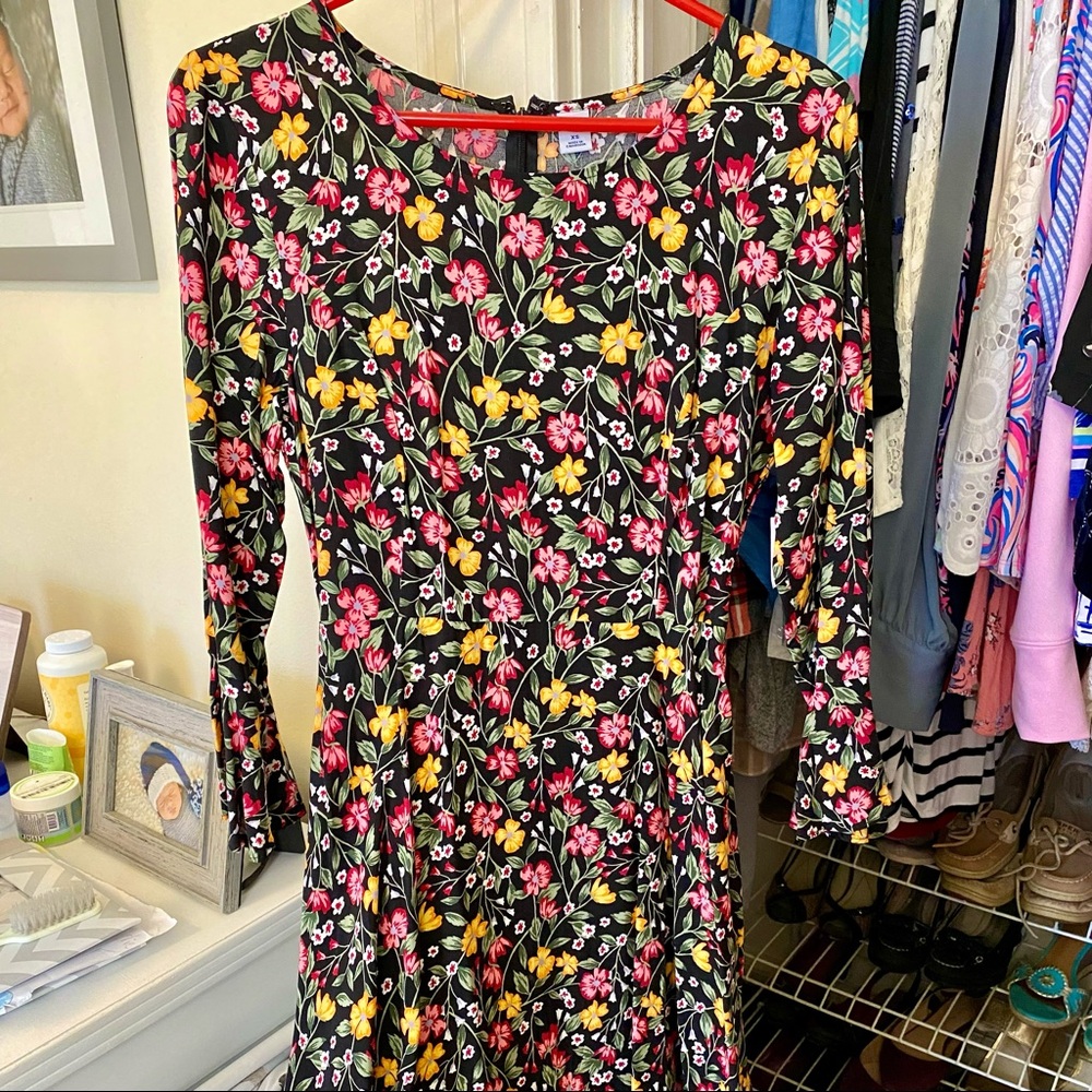 Cute, never worn, with tags.
